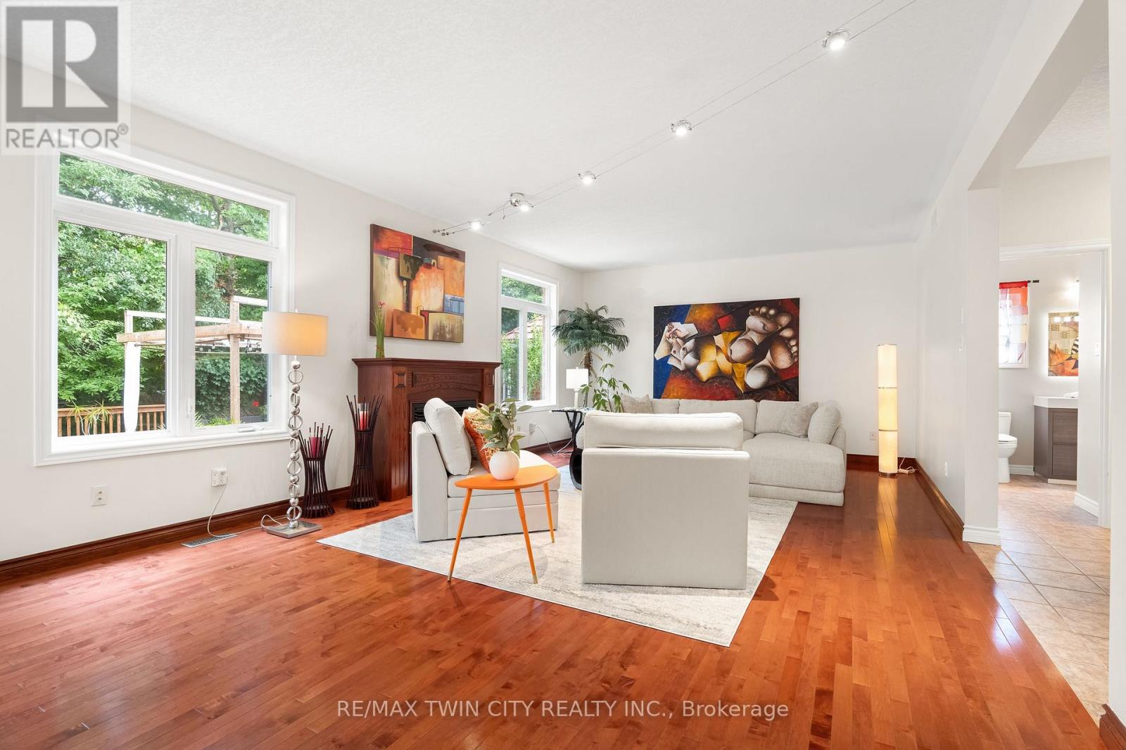 534 Birchleaf Walk, Waterloo, Ontario N2T 2W5 - Photo 7 - X13765554