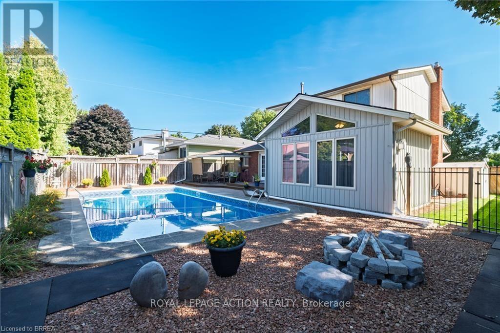 20 Wildflower Lane, Brantford, Ontario  N3R 6B4 - Photo 11 - X13765580