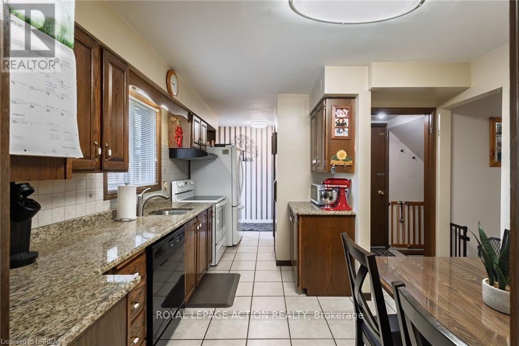 20 Wildflower Lane, Brantford, Ontario  N3R 6B4 - Photo 21 - X13765580