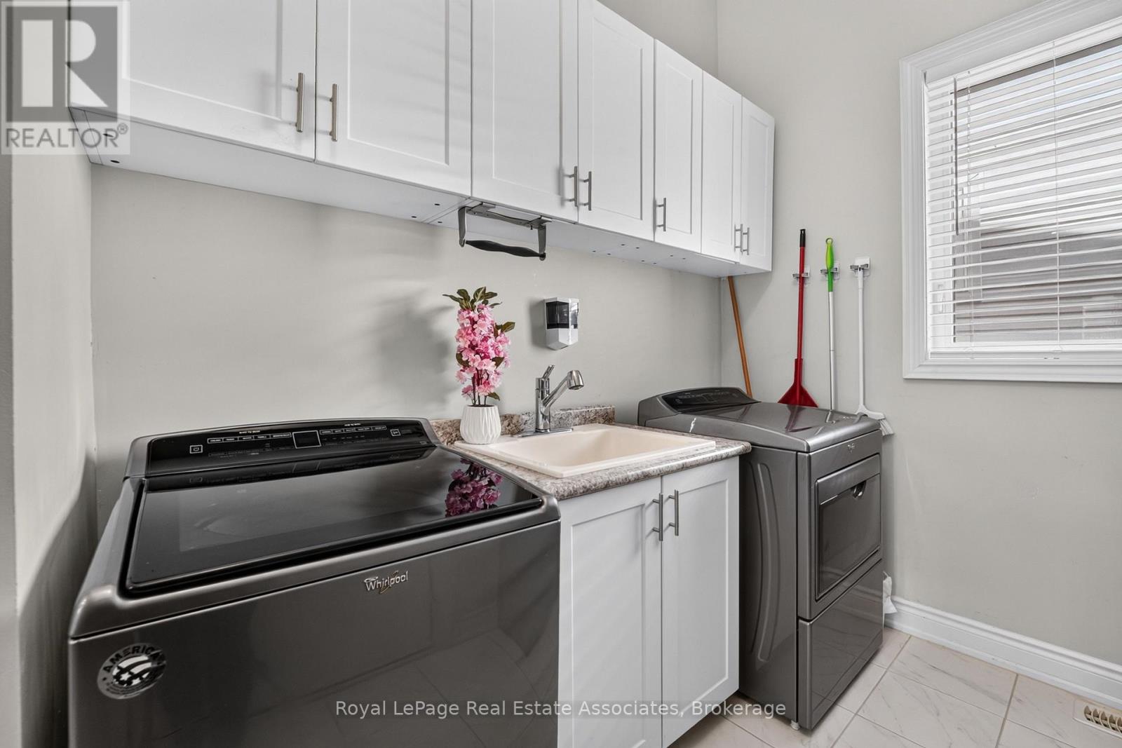 48 Harpin Way E, Centre Wellington, Ontario N1M 0E9 - Photo 23 - X13765634