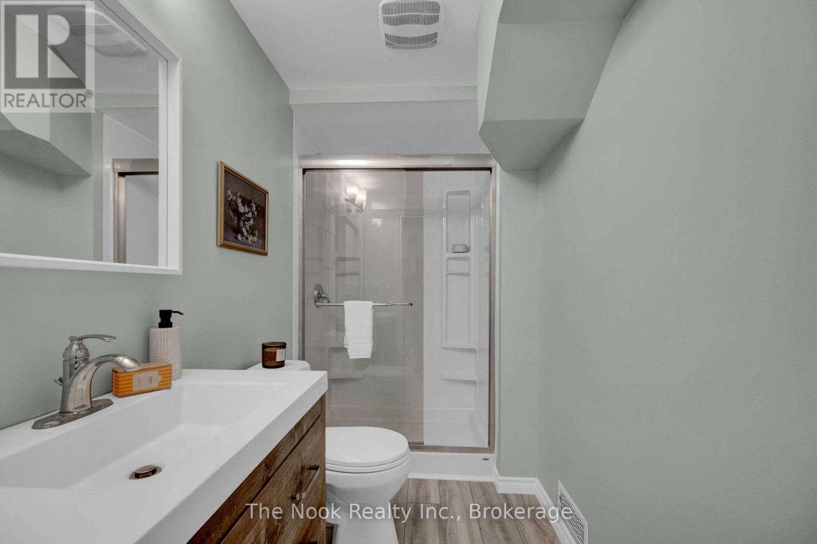 81 Colville Avenue S, Clarington, Ontario  L1C 0H8 - Photo 33 - E13755224