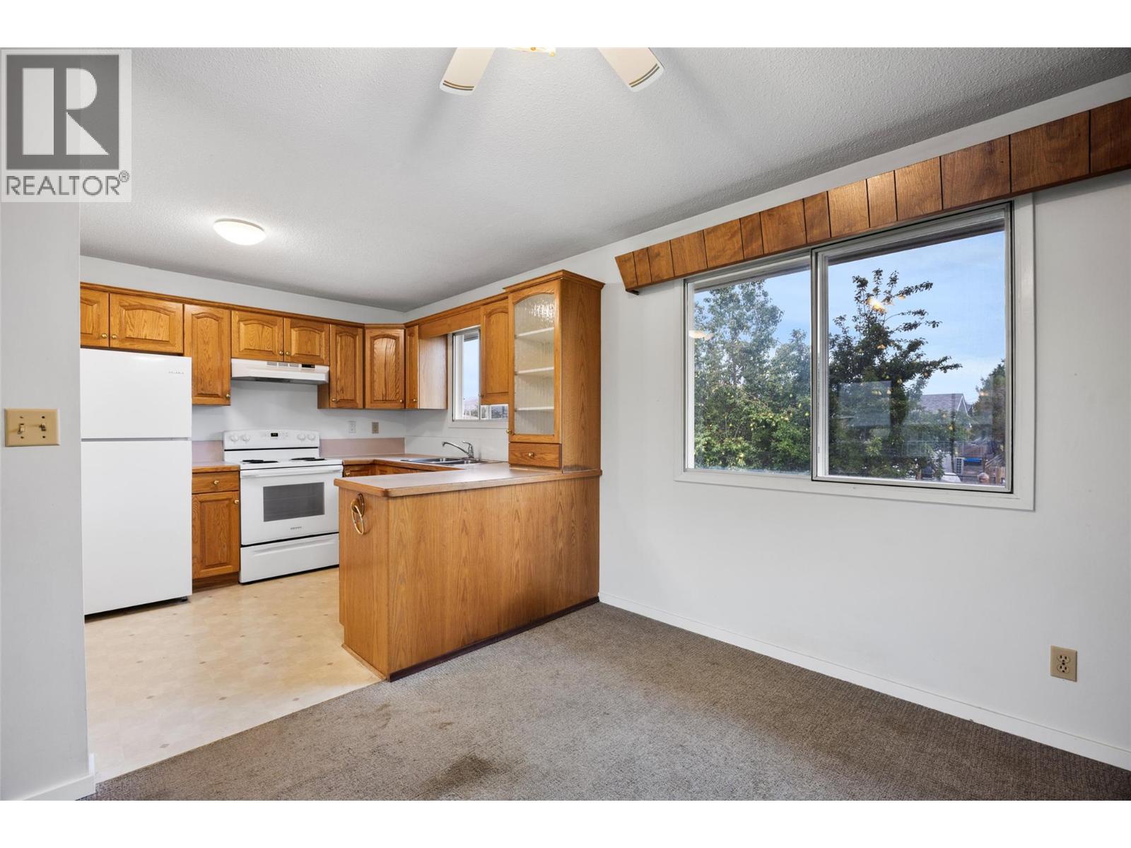 650 Richmond Avenue, Kamloops, British Columbia  V2B 1T6 - Photo 7 - 10353373