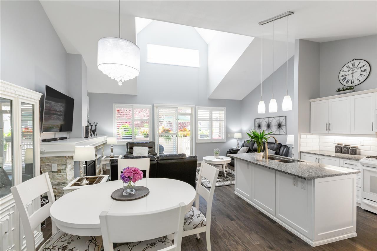 61 2588 152 Street, Surrey, British Columbia  V4P 3H9 - Photo 3 - R3163388