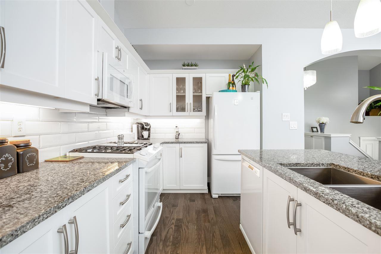 61 2588 152 Street, Surrey, British Columbia  V4P 3H9 - Photo 4 - R3163388