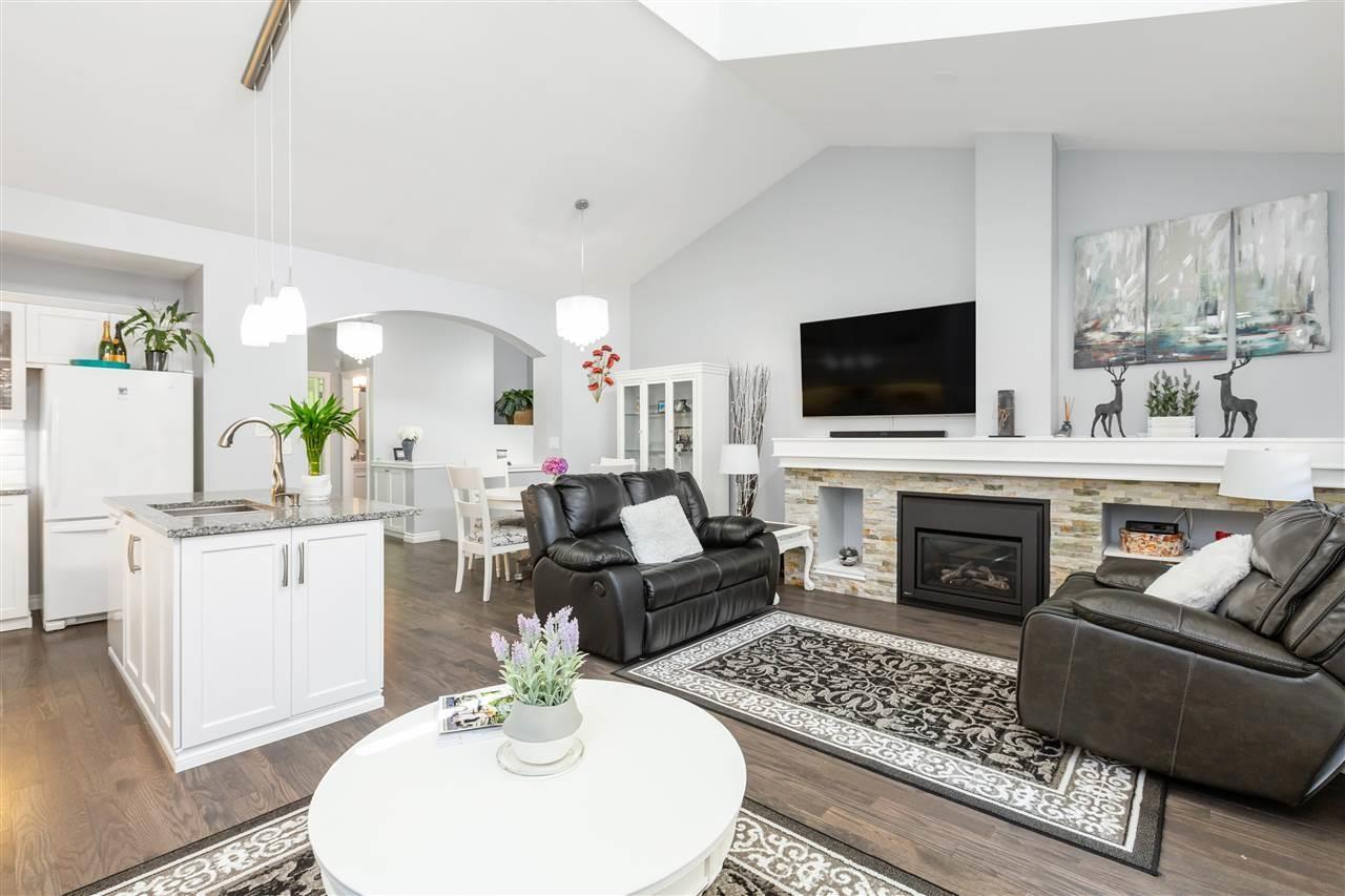 61 2588 152 Street, Surrey, British Columbia  V4P 3H9 - Photo 1 - R3163388