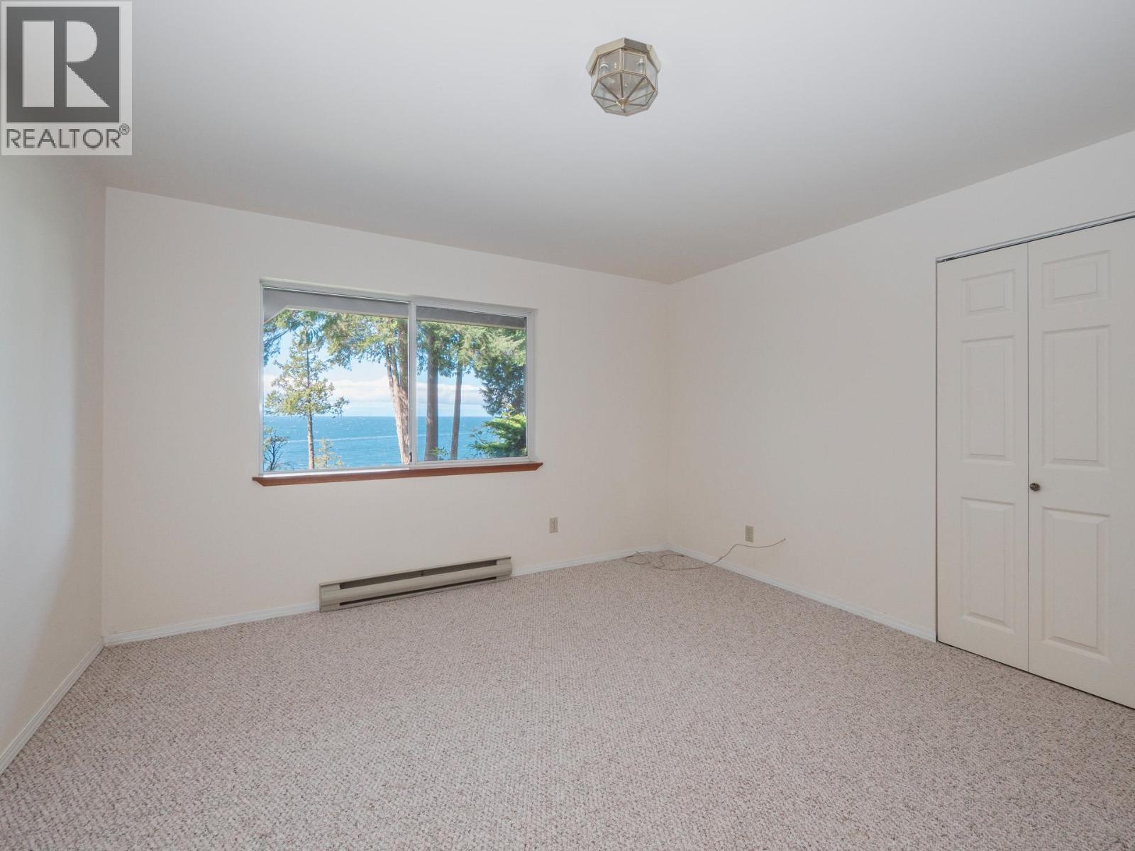 1321 Gower Point Road, Gibsons, British Columbia  V0N 1V3 - Photo 20 - R3161775