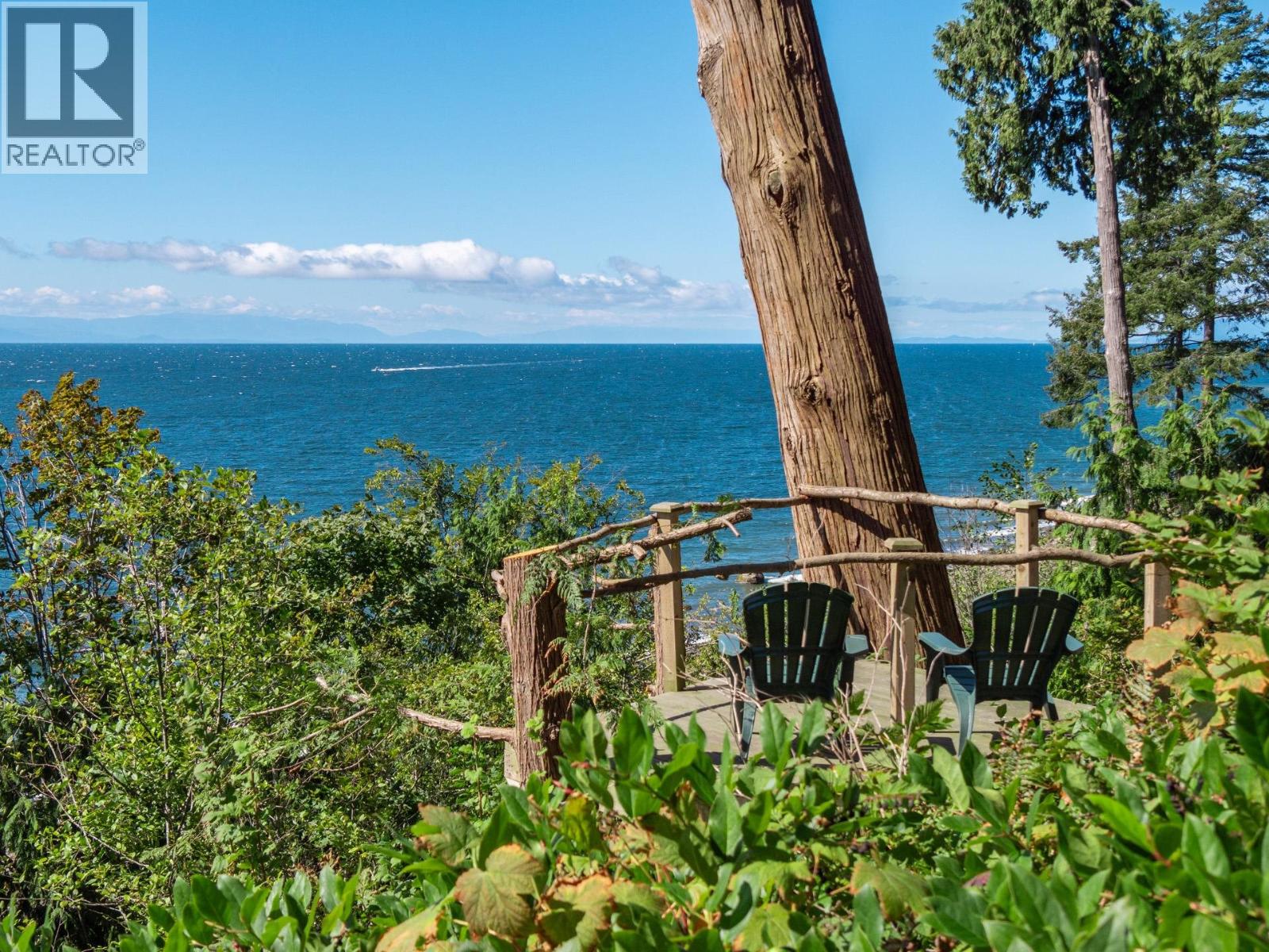 1321 Gower Point Road, Gibsons, British Columbia  V0N 1V3 - Photo 34 - R3161775