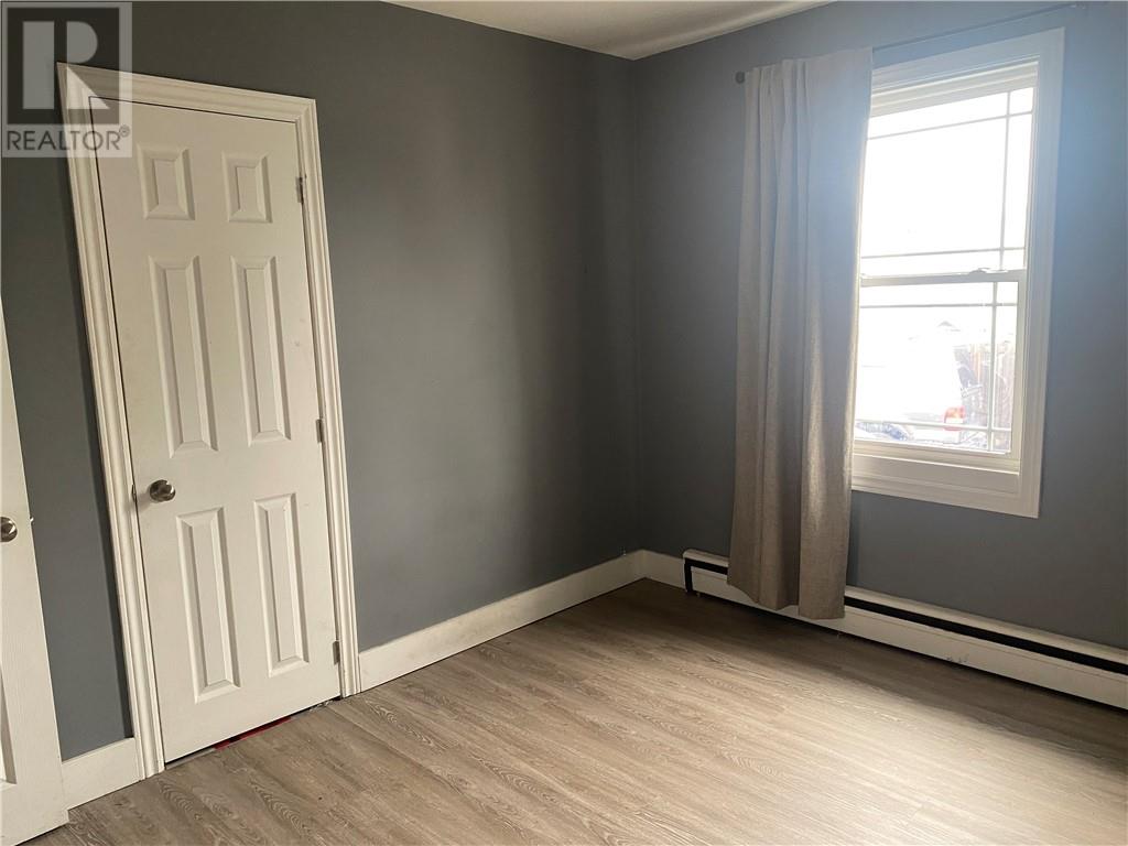 3045 Falconbridge Highway Unit# Main Floor, Garson, Ontario  P3L 1J4 - Photo 16 - 2129520
