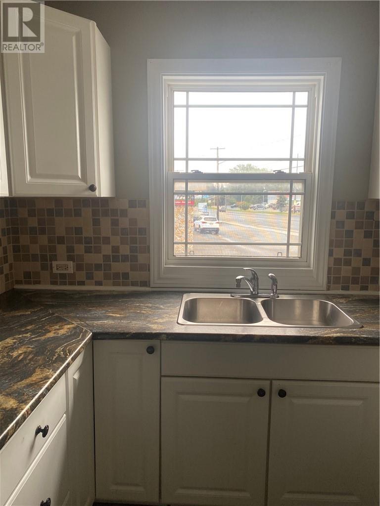 3045 Falconbridge Highway Unit# Main Floor, Garson, Ontario  P3L 1J4 - Photo 9 - 2129520