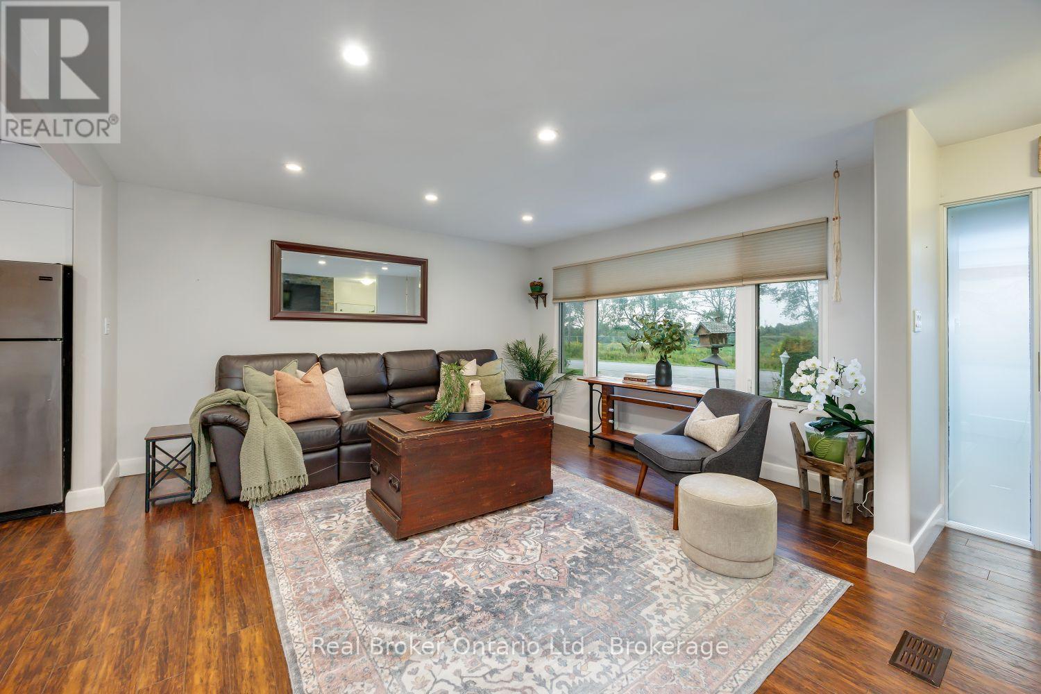 2251 Maple Grove Road, Clarington, Ontario  L1C 6N1 - Photo 10 - E13765764