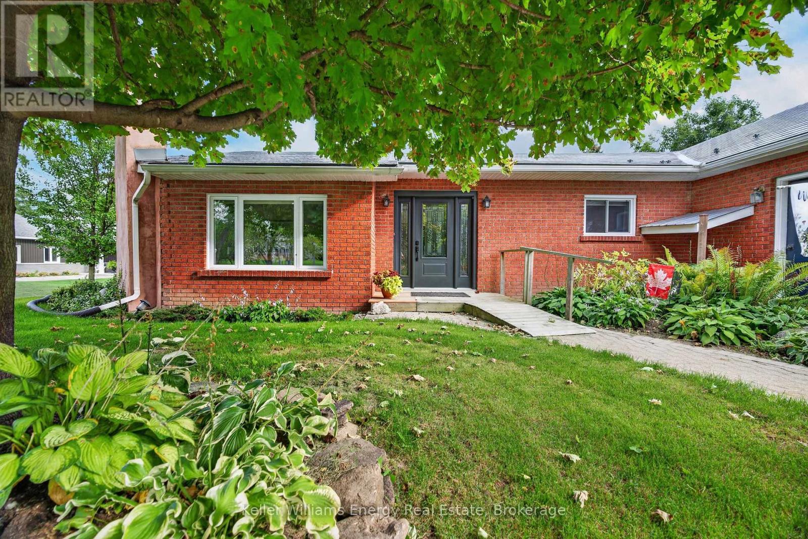 89 Smith's Bay Avenue, Prince Edward County (North Marysburg Ward), Ontario K0K 2T0 - Photo 33 - X13765706