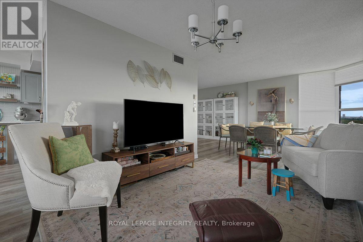 1601 - 1500 Riverside Drive, Ottawa, Ontario  K1G 4J4 - Photo 8 - X13765880