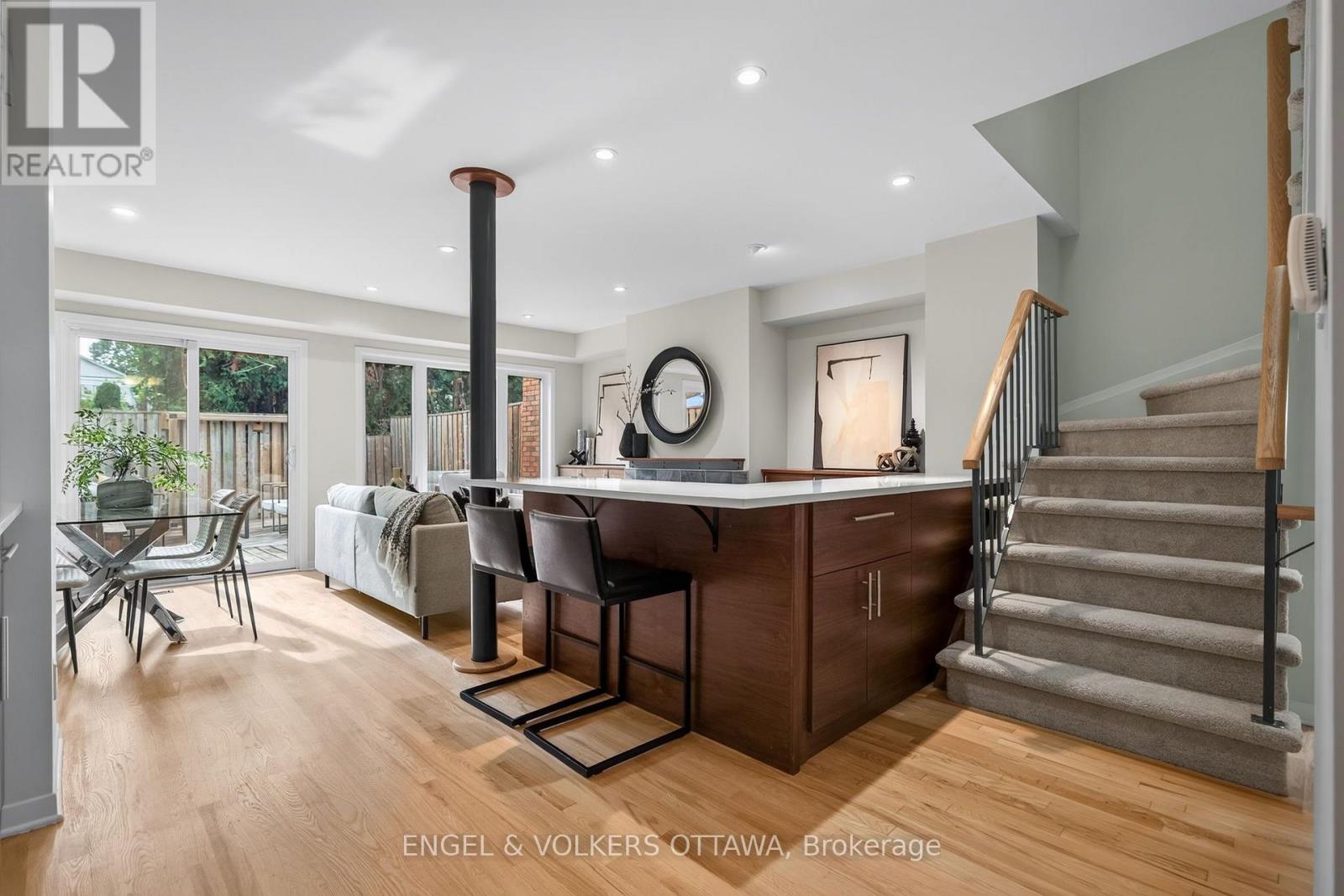 22 Chestnut Street, Ottawa, Ontario  K1S 0Z8 - Photo 7 - X13765950