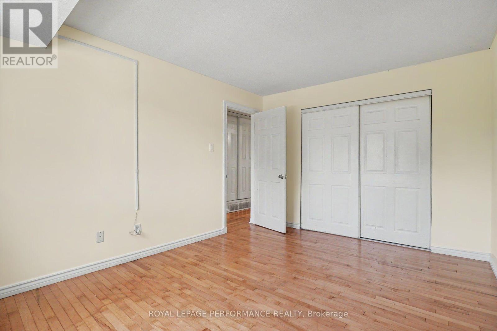 1394 Ridgebrook Drive, Ottawa, Ontario  K1B 4T2 - Photo 11 - X13766126