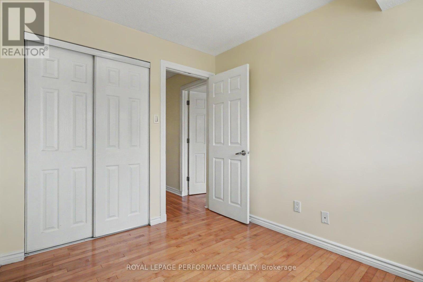1394 Ridgebrook Drive, Ottawa, Ontario  K1B 4T2 - Photo 14 - X13766126