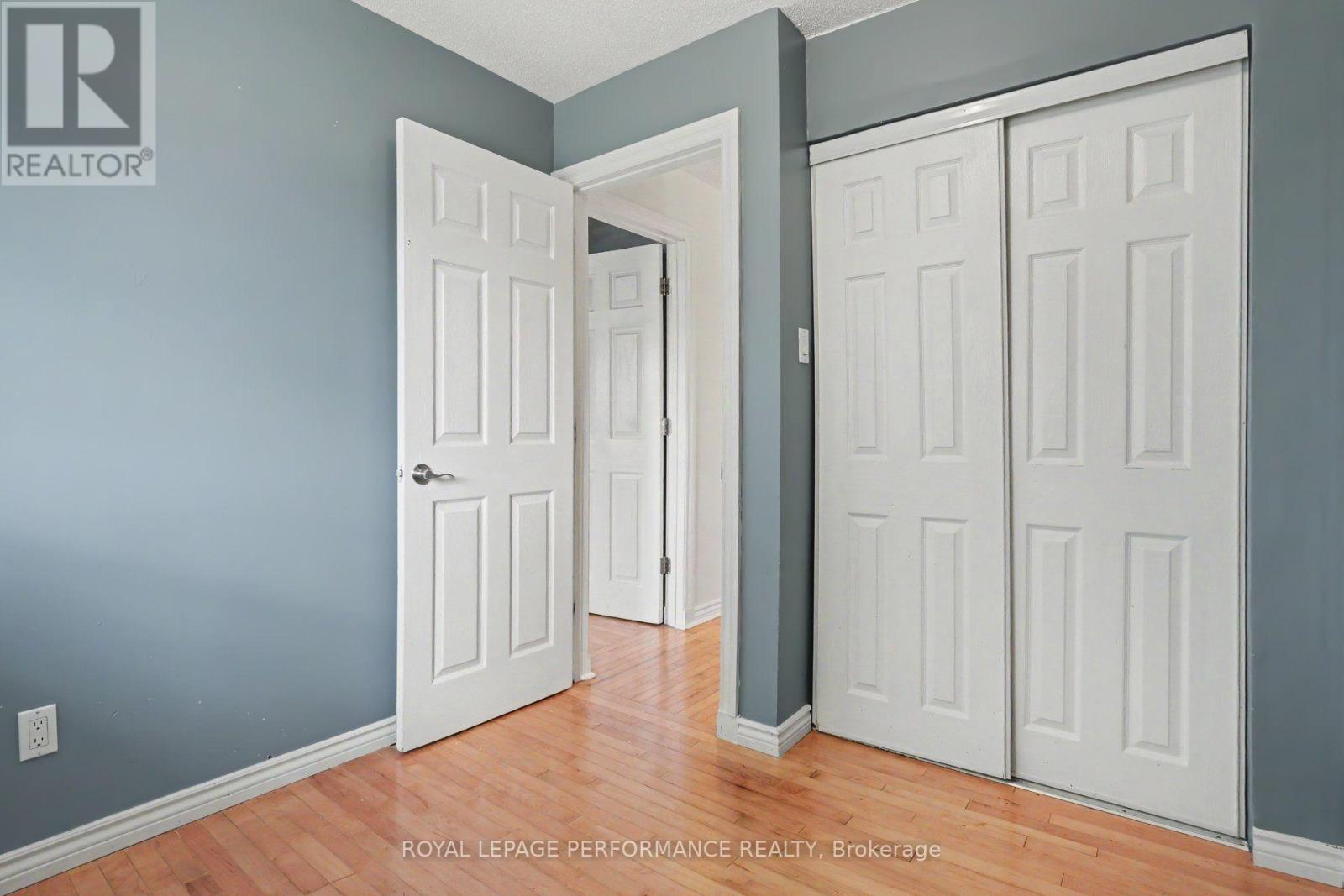 1394 Ridgebrook Drive, Ottawa, Ontario  K1B 4T2 - Photo 17 - X13766126