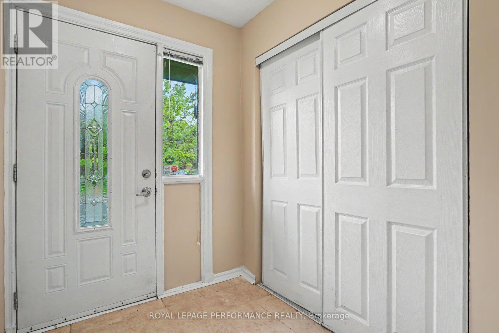 1394 Ridgebrook Drive, Ottawa, Ontario  K1B 4T2 - Photo 21 - X13766126