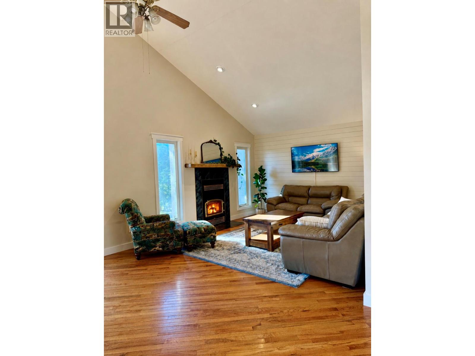 3301 Pine Ridge Road, Kimberley, British Columbia  V1A 3L5 - Photo 5 - 10399177
