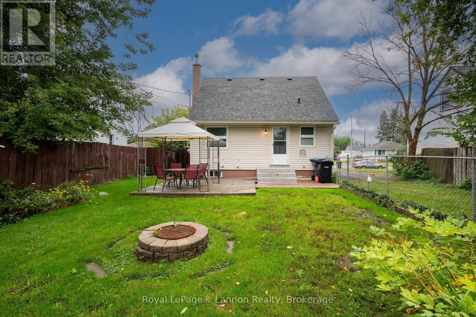 2218 Isabella Street E, Thunder Bay, Ontario  P7E 5C6 - Photo 9 - X13765776