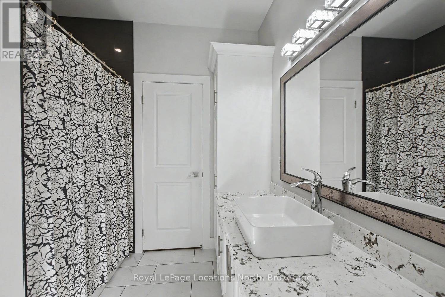 64 49th Street N, Wasaga Beach, Ontario  L9Z 1Y1 - Photo 24 - S13765826