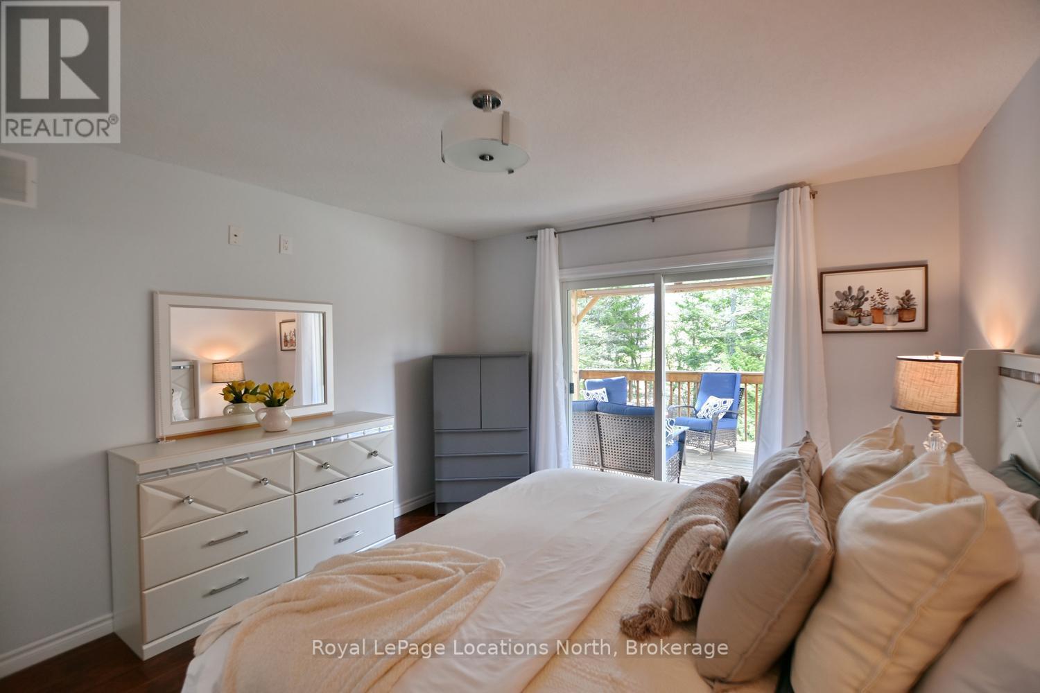 155 Lily Drive, Wasaga Beach, Ontario  L9Z 2Z5 - Photo 18 - S13765834