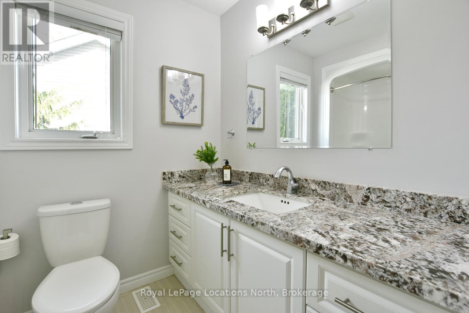 155 Lily Drive, Wasaga Beach, Ontario  L9Z 2Z5 - Photo 20 - S13765834