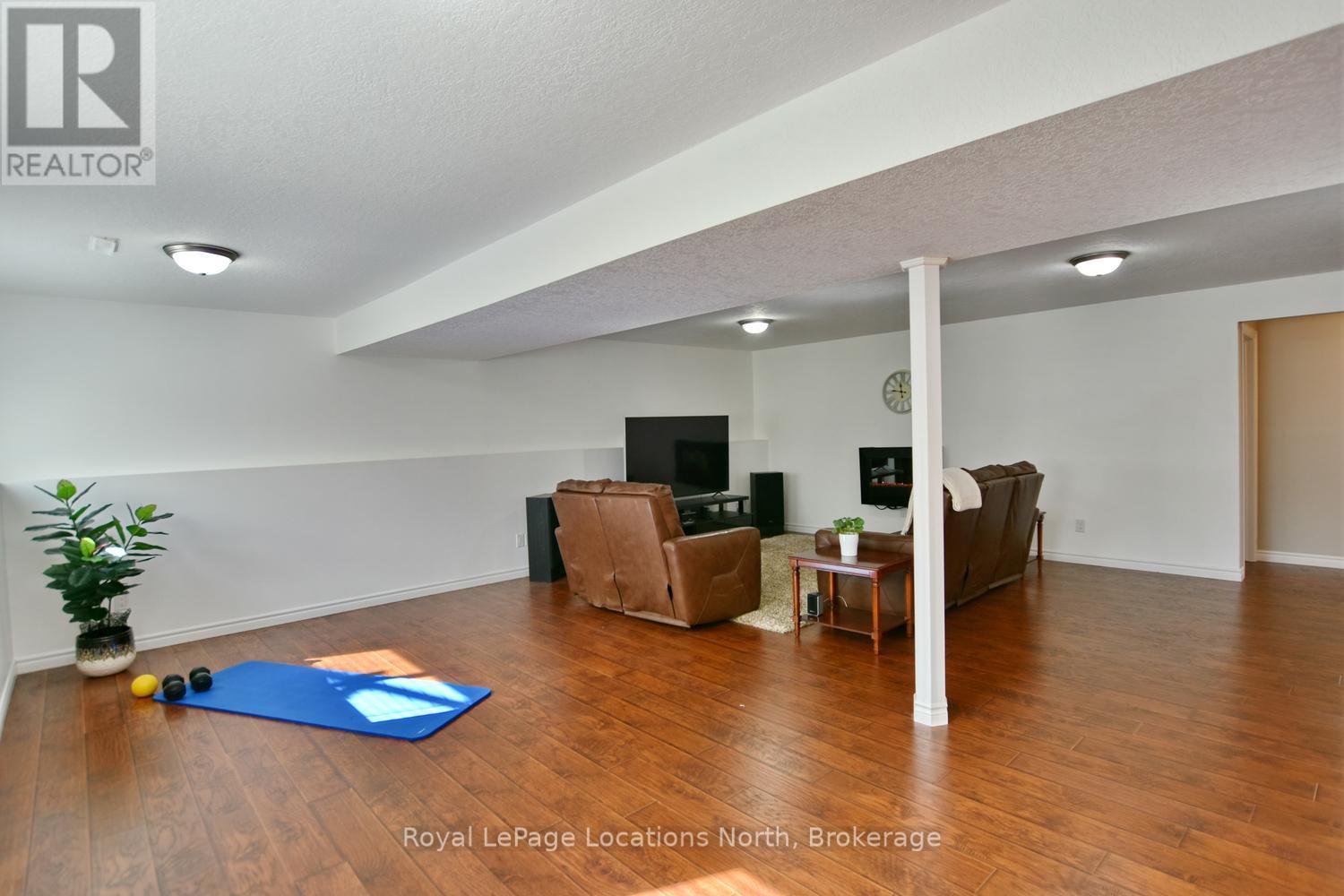 155 Lily Drive, Wasaga Beach, Ontario  L9Z 2Z5 - Photo 26 - S13765834