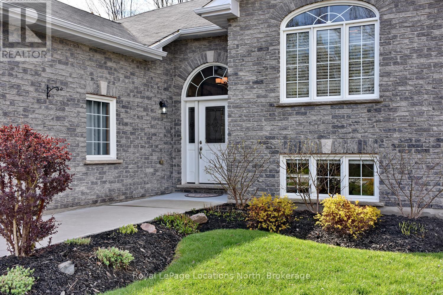 155 Lily Drive, Wasaga Beach, Ontario  L9Z 2Z5 - Photo 35 - S13765834