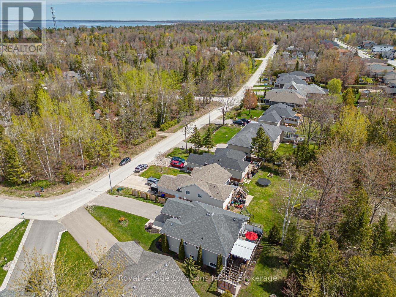 155 Lily Drive, Wasaga Beach, Ontario  L9Z 2Z5 - Photo 48 - S13765834