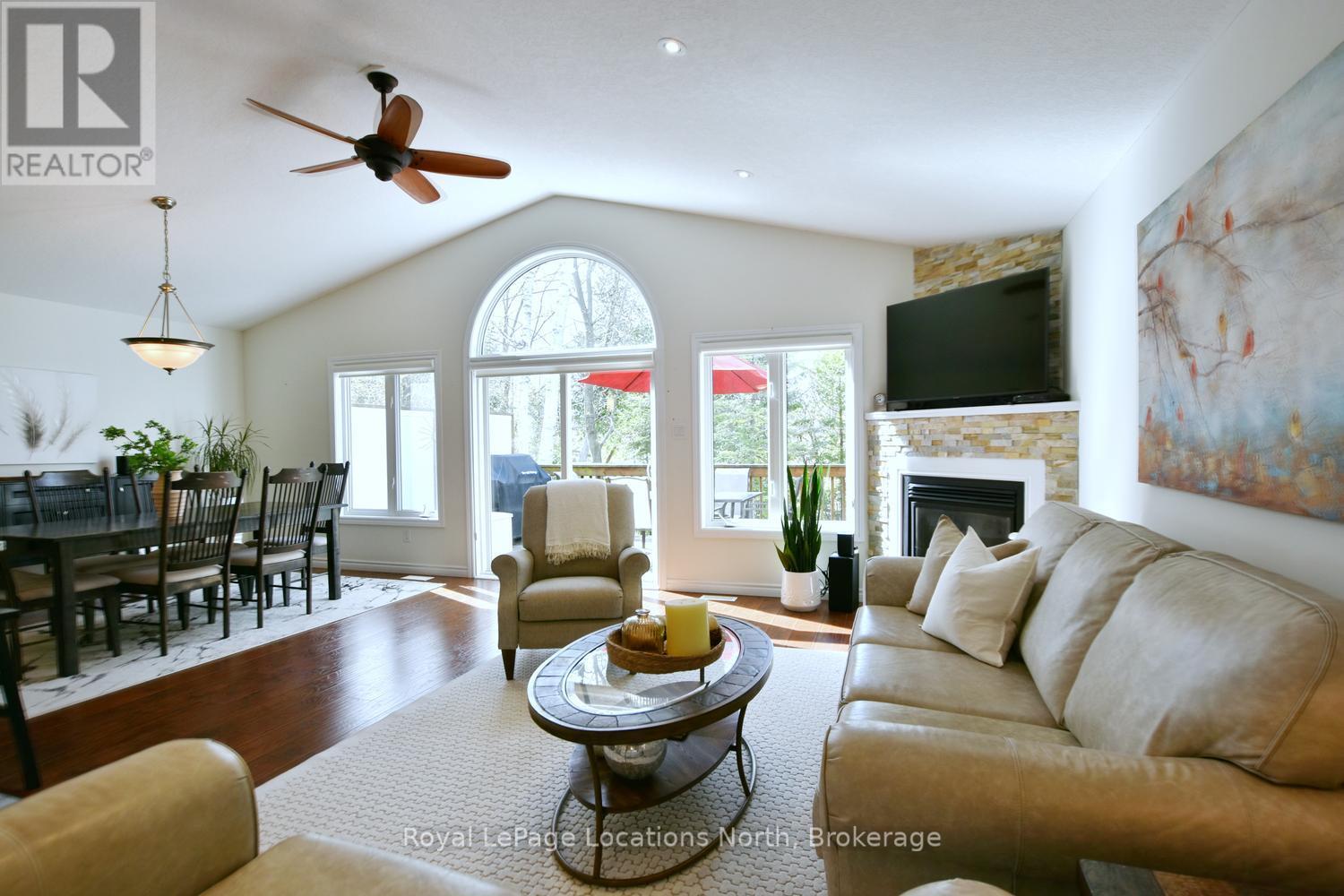 155 Lily Drive, Wasaga Beach, Ontario  L9Z 2Z5 - Photo 7 - S13765834