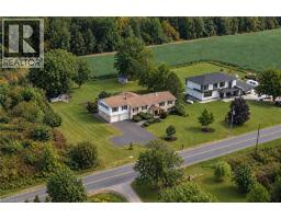 4202 1 Side Road, Burlington, Ontario