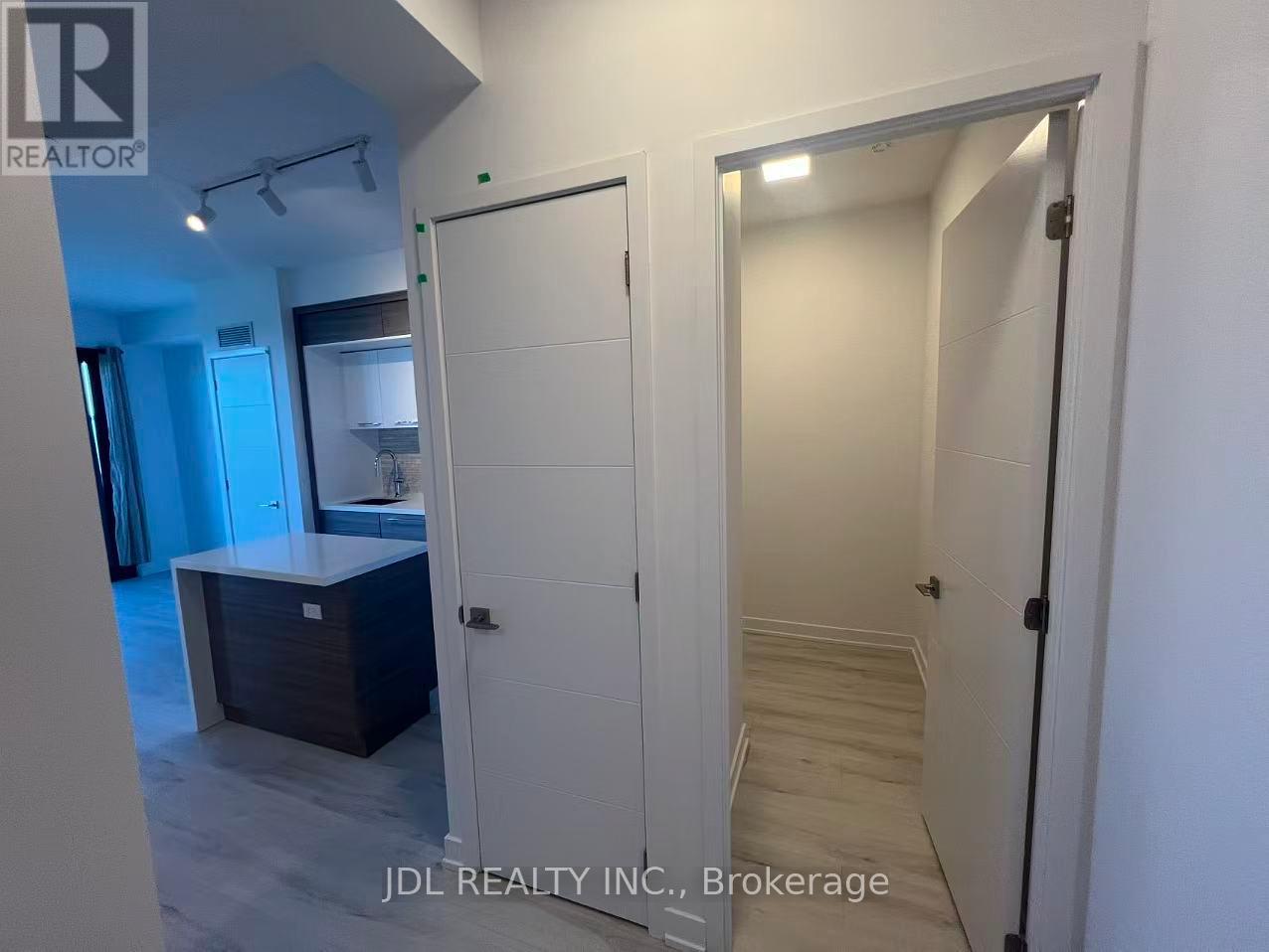 2206 - 29 Green Trail Court, Toronto, Ontario  M2K 0J9 - Photo 6 - C13765660