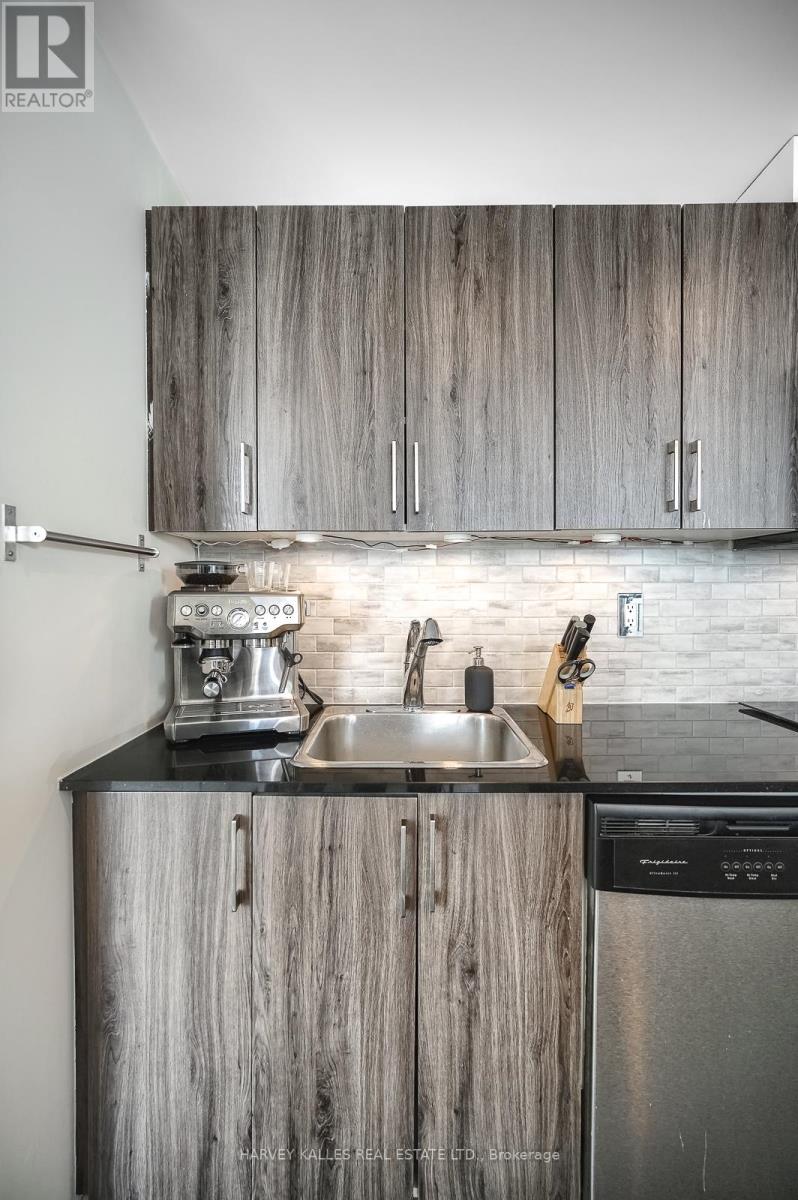 2504 - 281 Mutual Street, Toronto, Ontario  M4Y 1X6 - Photo 15 - C13765684