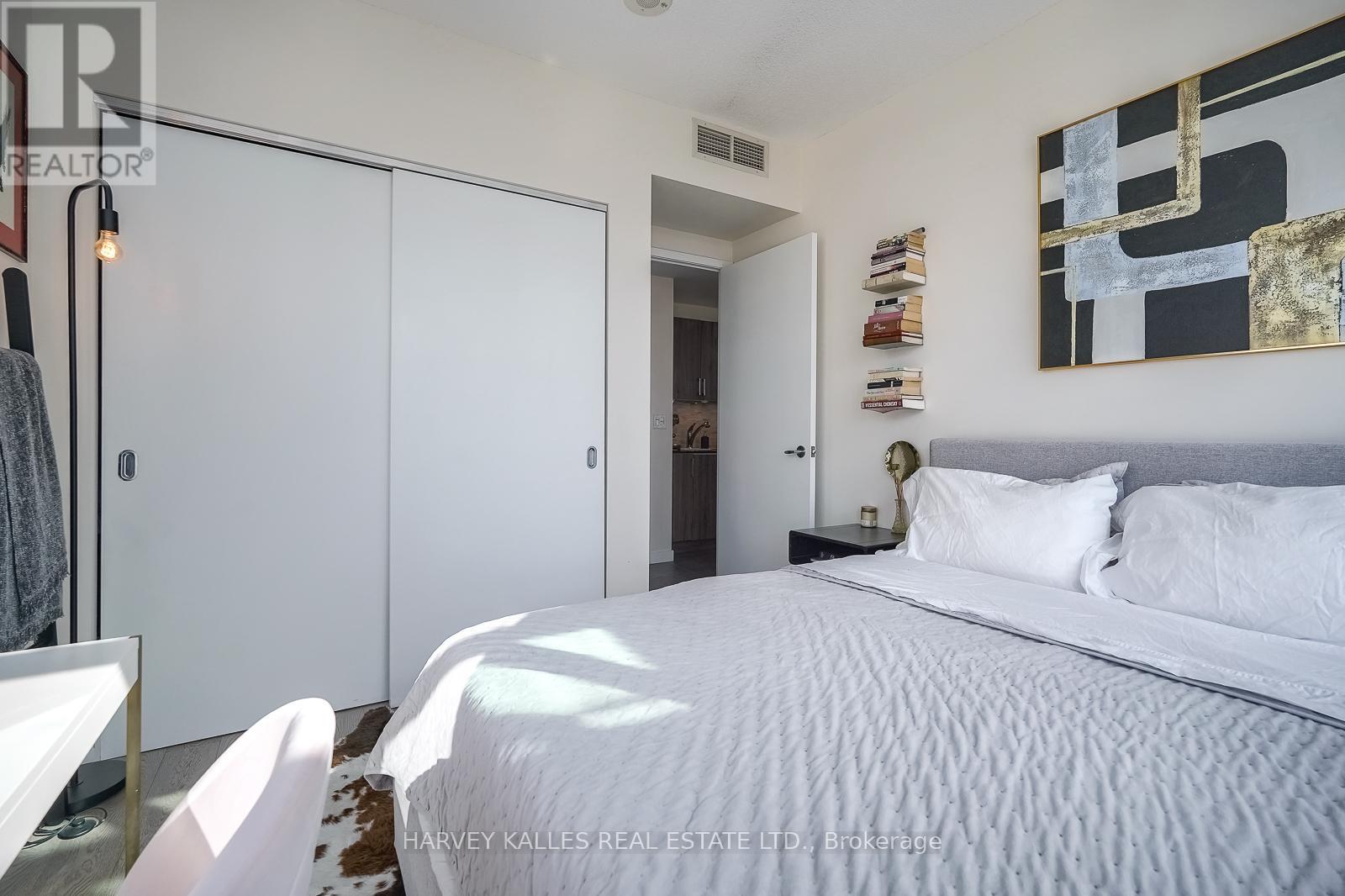 2504 - 281 Mutual Street, Toronto, Ontario  M4Y 1X6 - Photo 18 - C13765684