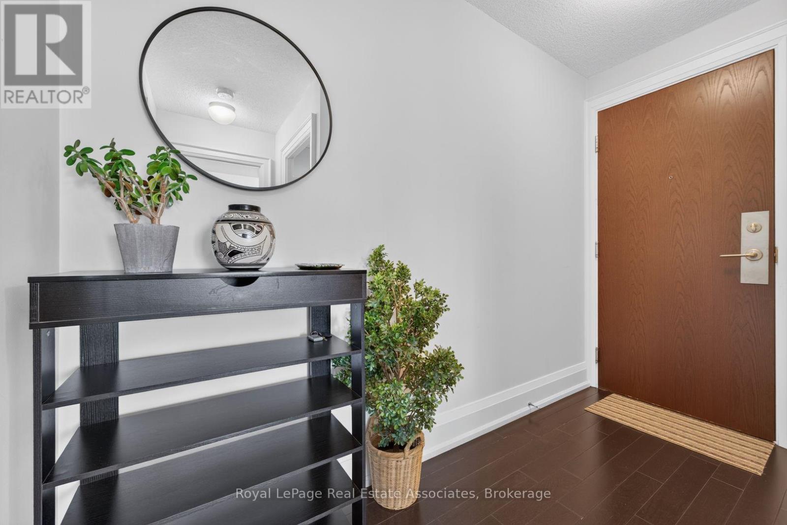 2210 - 80 Western Battery Road, Toronto, Ontario  M6K 3S1 - Photo 2 - C13765998