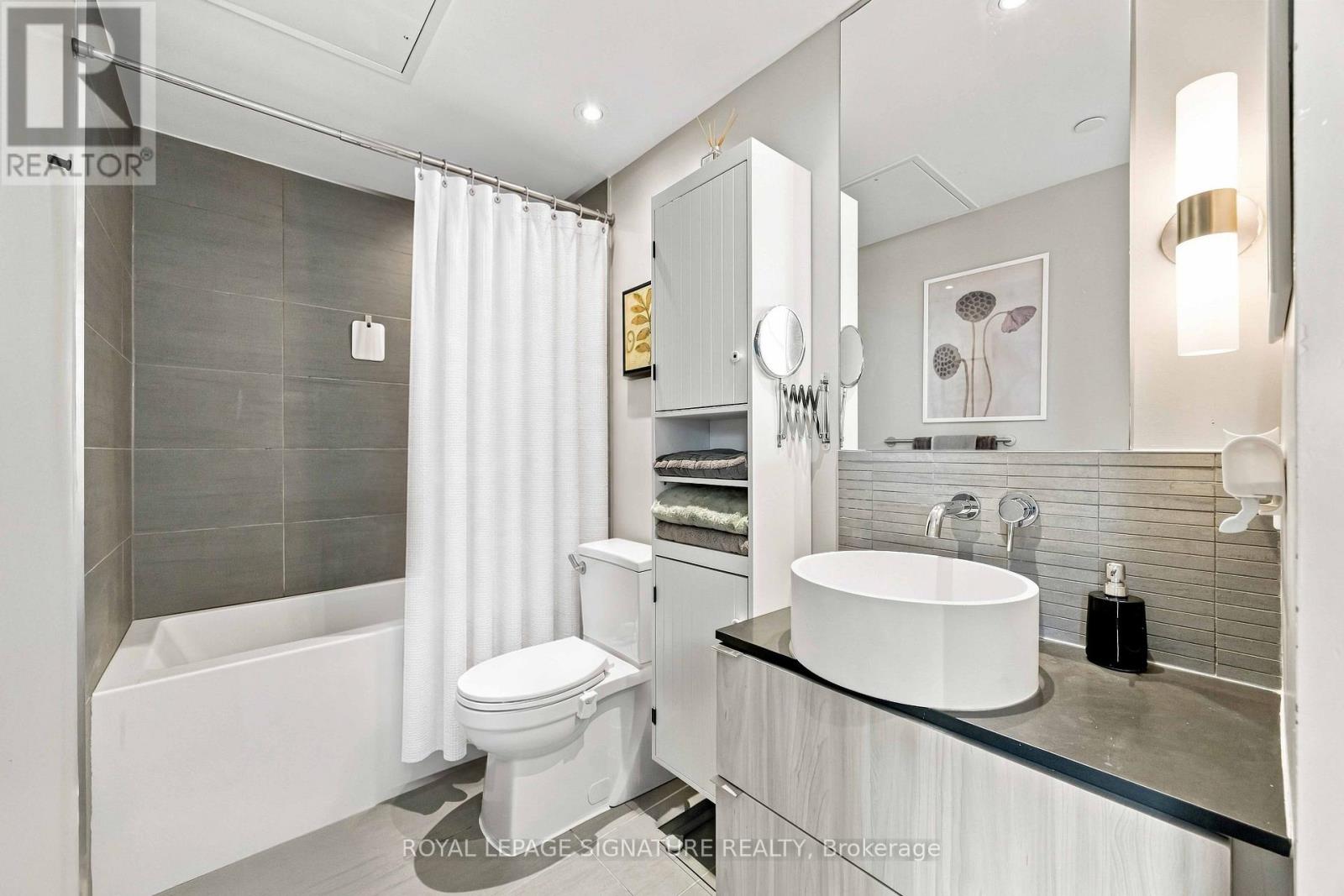 4305 - 161 Roehampton Avenue, Toronto, Ontario  M4P 0C8 - Photo 19 - C13766024