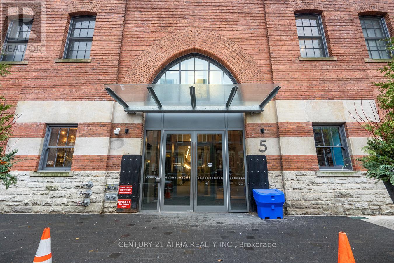 207 - 5 St Joseph Street, Toronto, Ontario  M4Y 1J6 - Photo 2 - C13766036