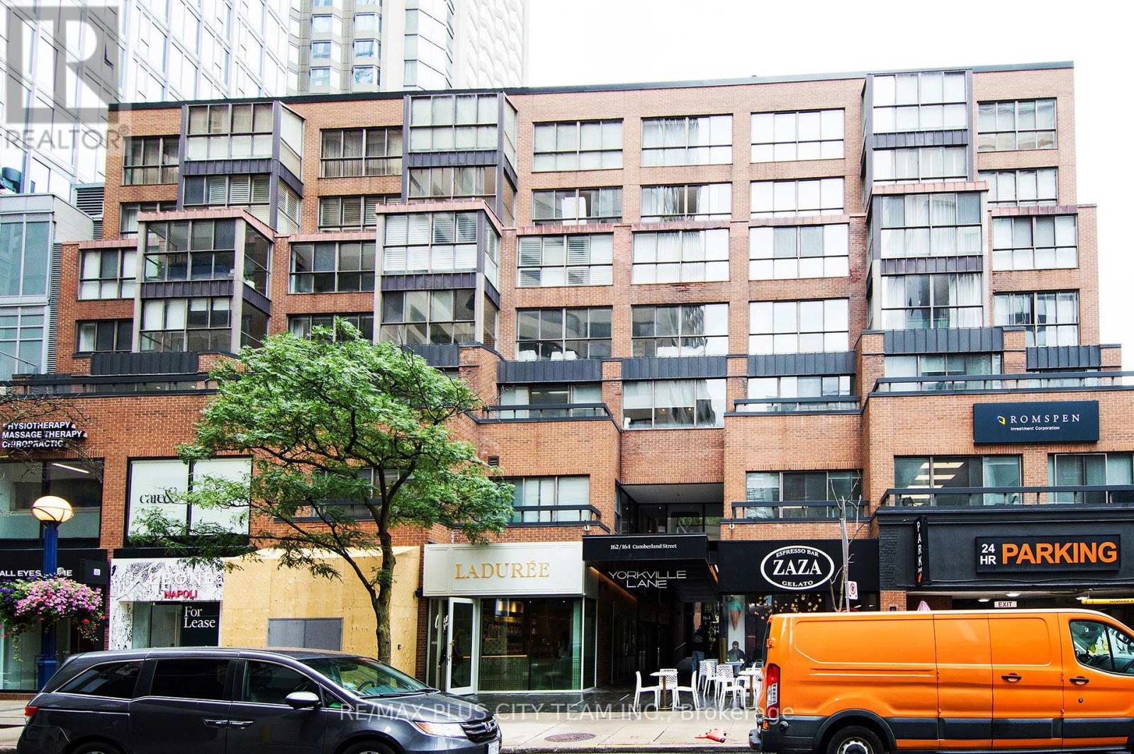 407 - 164 CUMBERLAND STREET, Toronto, Ontario