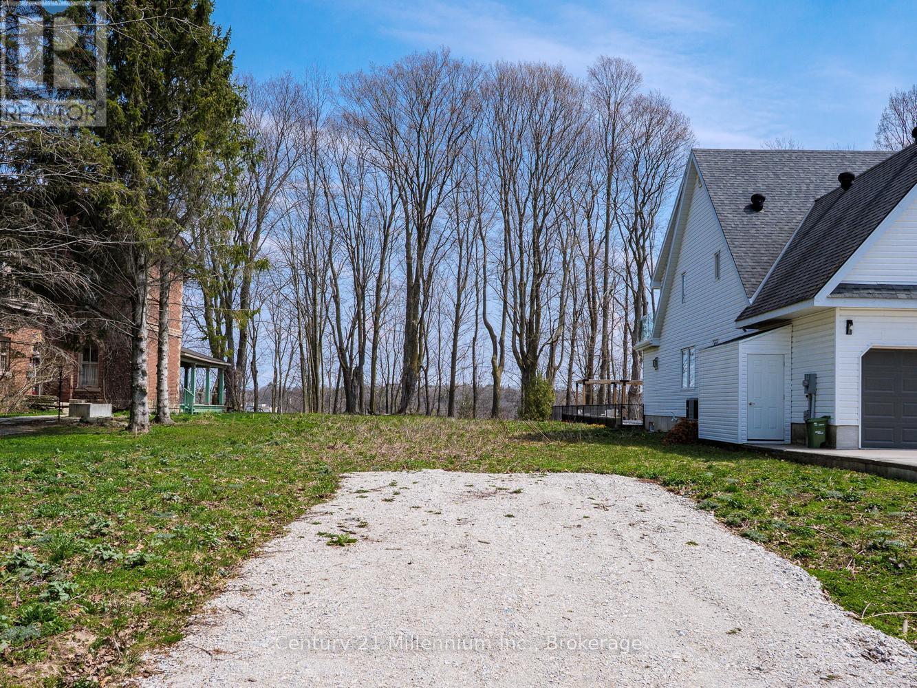 855 4th Avenue A West Avenue, Owen Sound, Ontario  N4K 6L5 - Photo 12 - X13765954