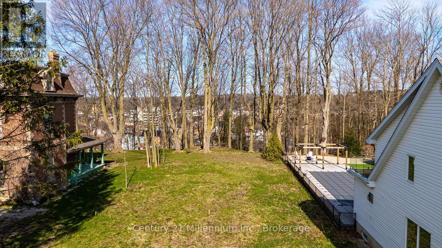 855 4th Avenue A West Avenue, Owen Sound, Ontario  N4K 6L5 - Photo 4 - X13765954