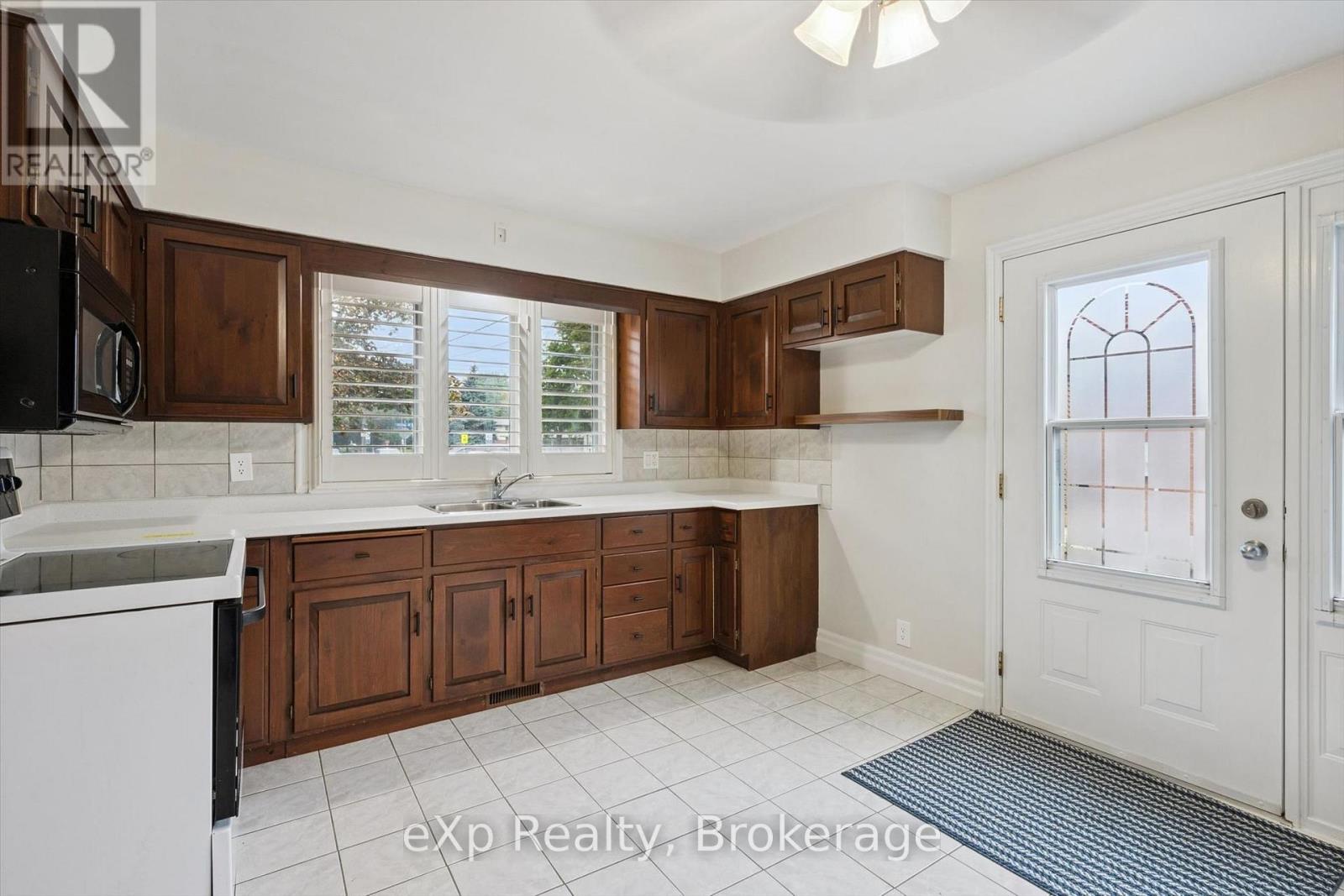 130 Speedvale Avenue W, Guelph, Ontario  N1H 1K4 - Photo 10 - X13766106