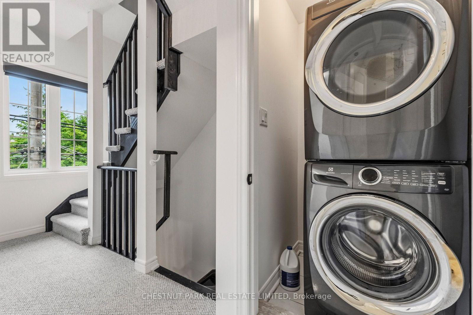 1437 Queen Street E, Toronto, Ontario  M4L 1E2 - Photo 18 - E13765670