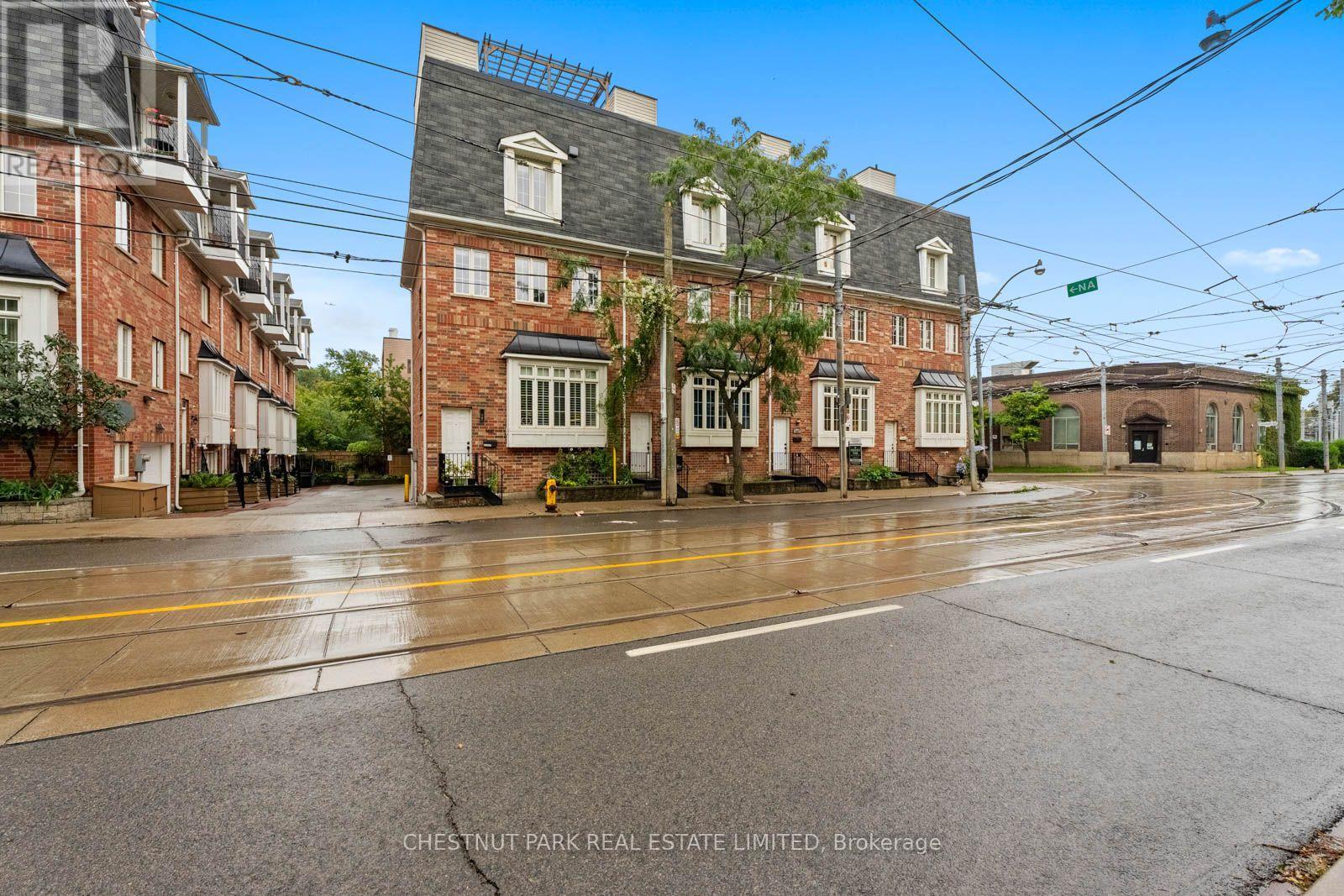 1437 Queen Street E, Toronto, Ontario  M4L 1E2 - Photo 2 - E13765670
