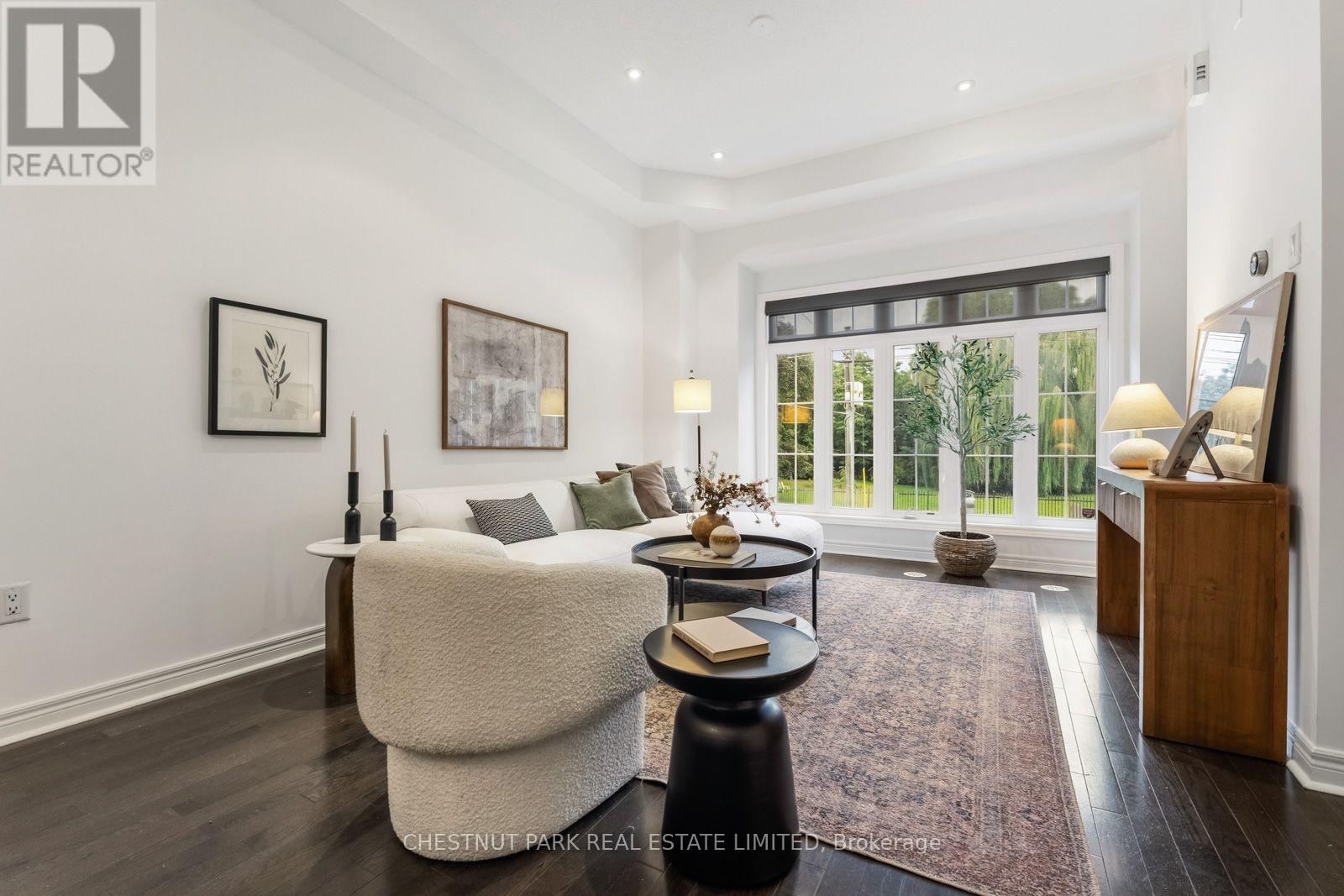 1437 Queen Street E, Toronto, Ontario  M4L 1E2 - Photo 6 - E13765670