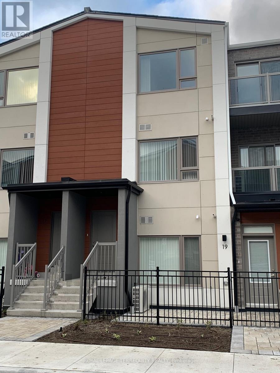 18 - 60 ORCHID PLACE DRIVE, Toronto, Ontario
