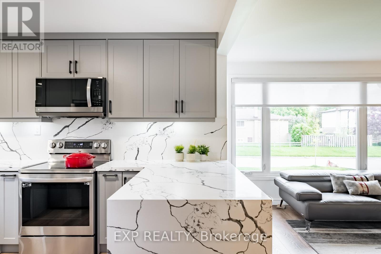 870 Modlin Road, Pickering, Ontario L1W 1V7 - Photo 13 - E13765974