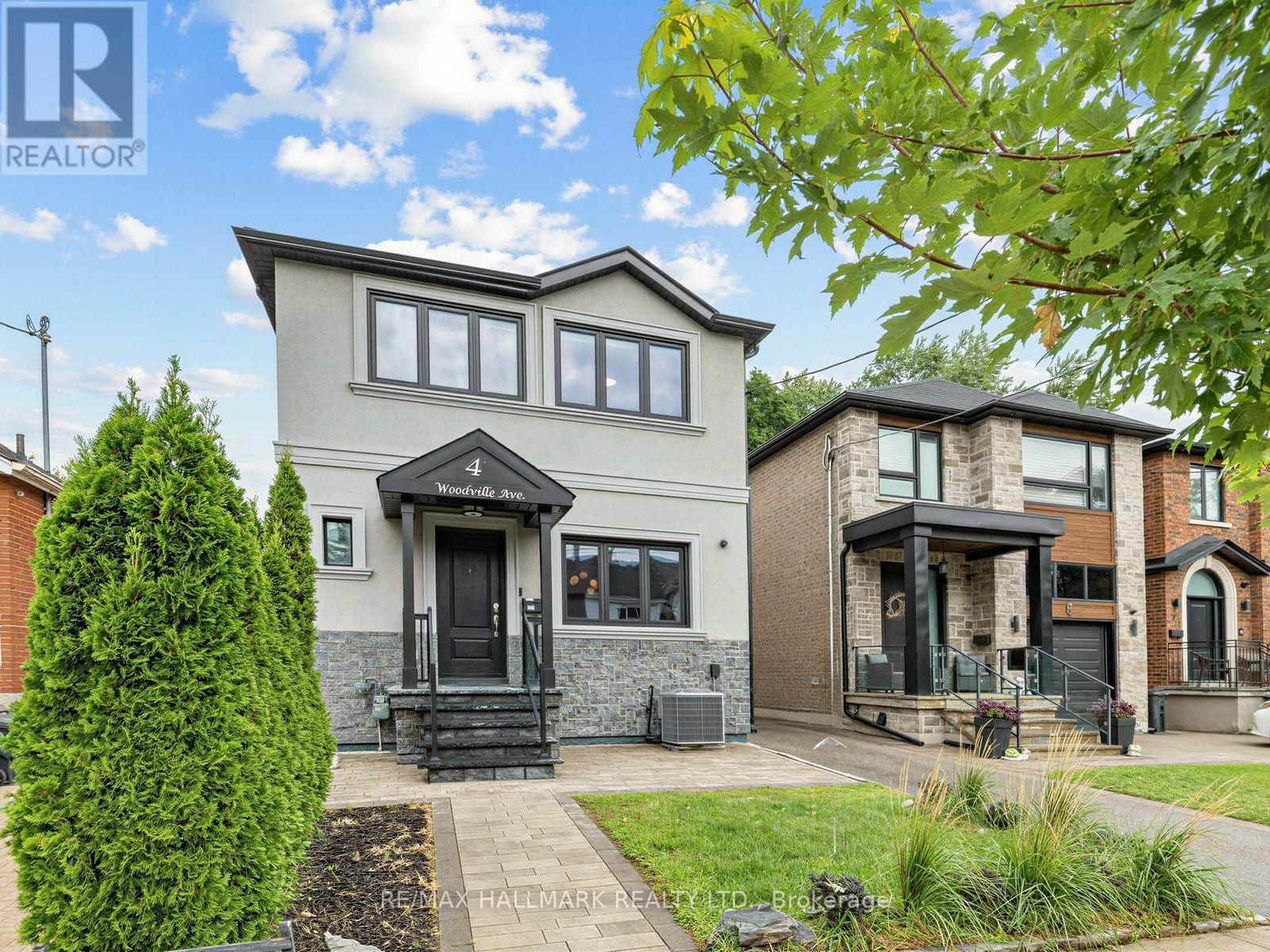 4 Woodville Avenue, Toronto, Ontario  M4K 2J6 - Photo 2 - E13765980