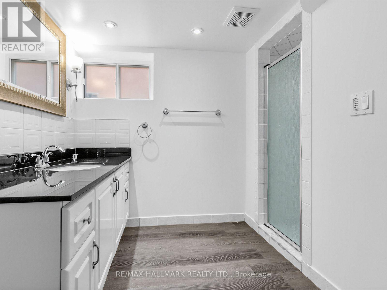4 Woodville Avenue, Toronto, Ontario  M4K 2J6 - Photo 36 - E13765980