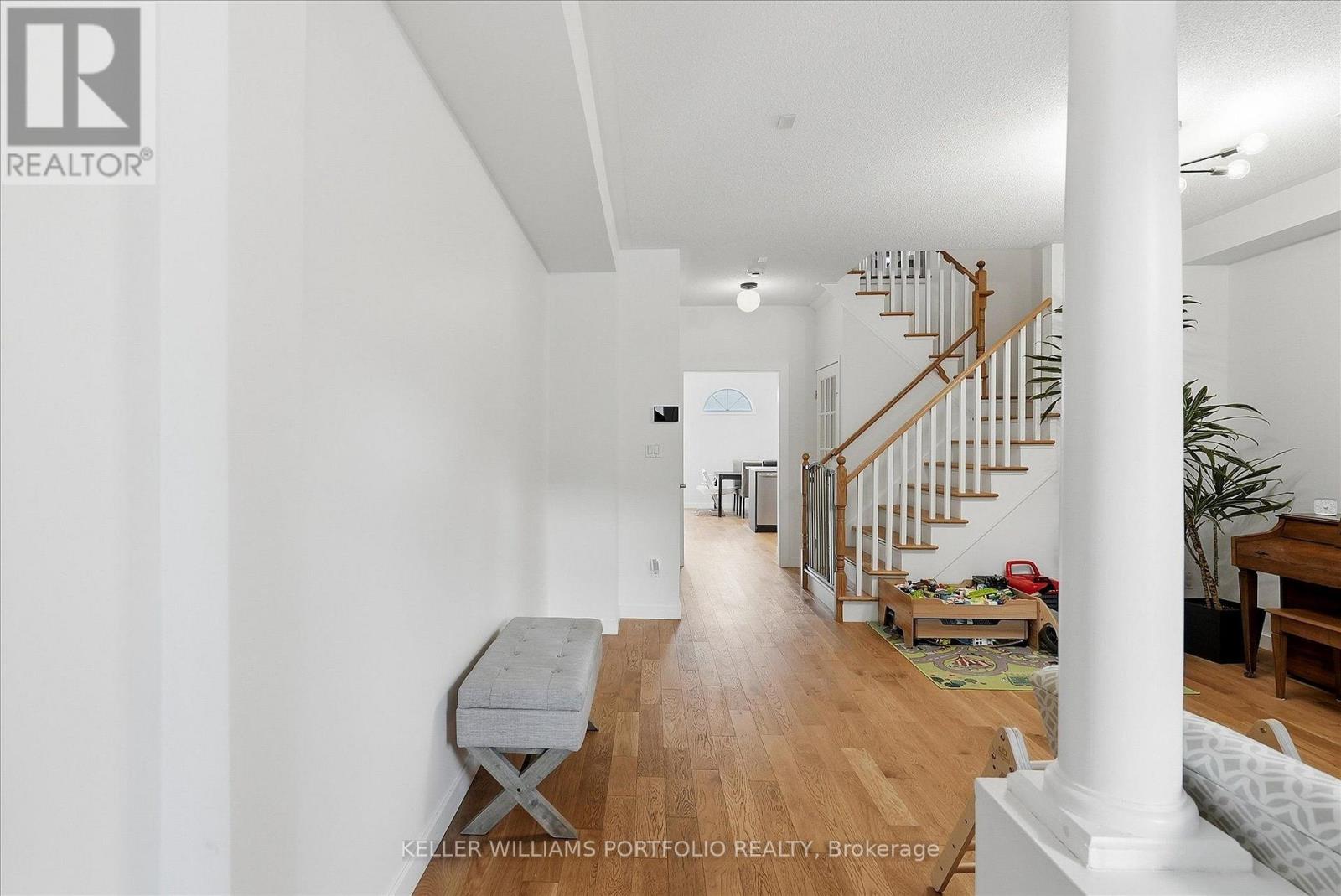 80 Crossovers Street, Toronto, Ontario M4E 3X4 - Photo 5 - E13766038