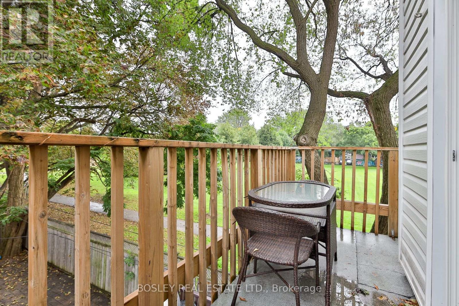 32 Mountalan Avenue, Toronto, Ontario  M4J 1H4 - Photo 23 - E13766078